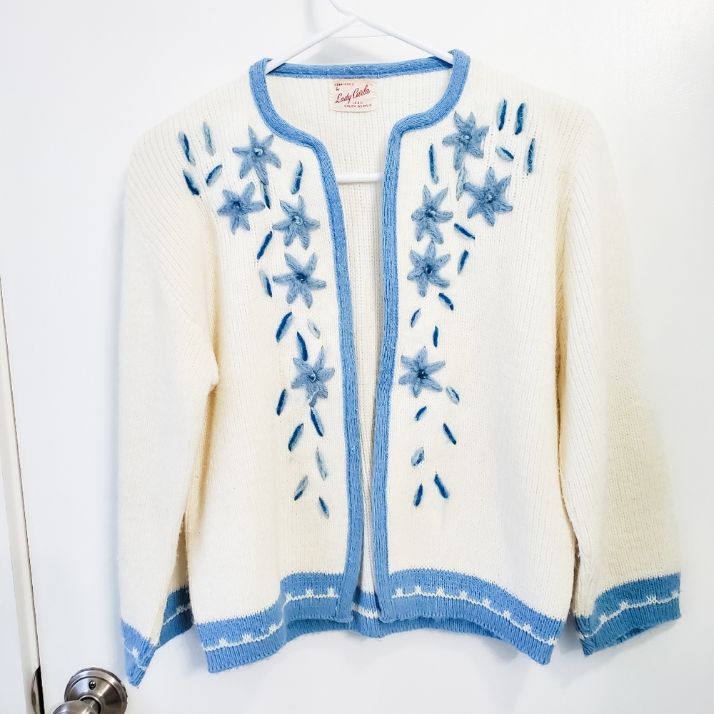 Fashioned by Lady Carla Vintage Open Cardigan